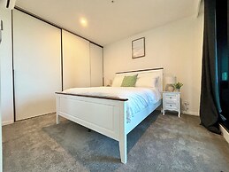 Skygarden Luxury Condo