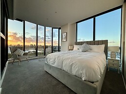 Skygarden Luxury Condo