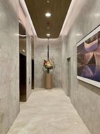 Skygarden Luxury Condo