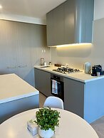 Skygarden Luxury Condo