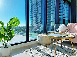 Skygarden Luxury Condo