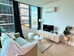 Skygarden Luxury Condo