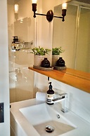 Bay Of Fires Apartments