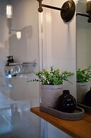 Bay Of Fires Apartments