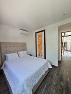 CASA MEXICANA MODERNA - PISCINA PRIVADA