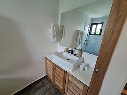 CASA MEXICANA MODERNA - PISCINA PRIVADA