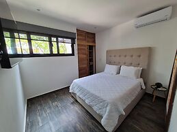 CASA MEXICANA MODERNA - PISCINA PRIVADA