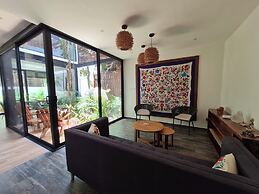 CASA MEXICANA MODERNA - PISCINA PRIVADA