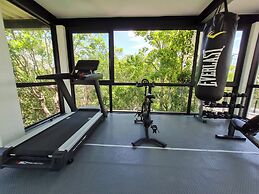 CASA MEXICANA MODERNA - PISCINA PRIVADA