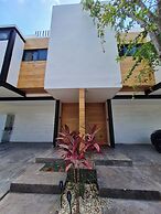 CASA MEXICANA MODERNA - PISCINA PRIVADA