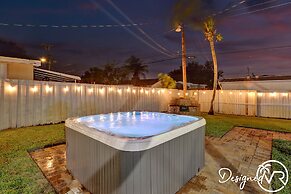 Renovated2 Br with Private Hot tub