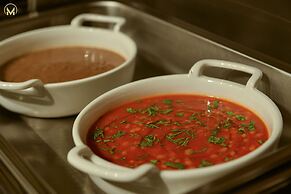 Muscat Express Hotel