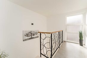 Luxury D Apartments