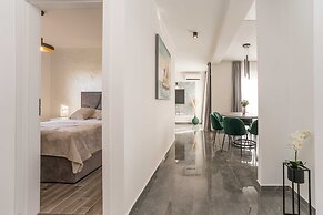 Luxury D Apartments
