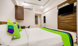 Treebo Kings Inn Vashi