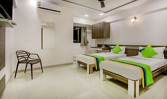Treebo Kings Inn Vashi