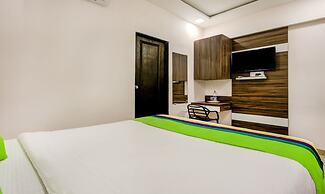 Treebo Kings Inn Vashi