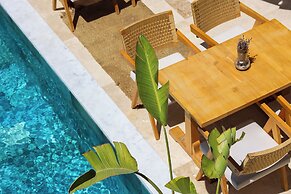 Voger Alacatı Koyici