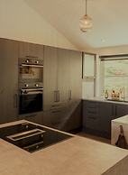 Luxurious & Unique Villa - Beach- Hiking