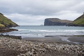 Luxurious & Unique Villa - Beach- Hiking