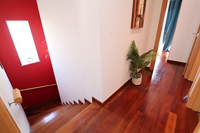 3-bed Townhouse With Pool in Albufeira Balaia