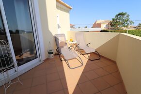 3-bed Townhouse With Pool in Albufeira Balaia