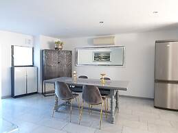 Parco Vira Apartments