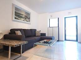 Parco Vira Apartments