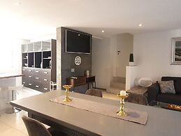 Parco Vira Apartments