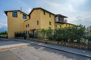 Parco Vira Apartments