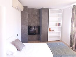 Parco Vira Apartments
