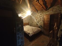 Thousand Ally Boutique