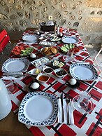 Thousand Ally Boutique