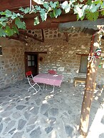 Thousand Ally Boutique