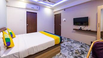 Itsy Hotels Golden Birds