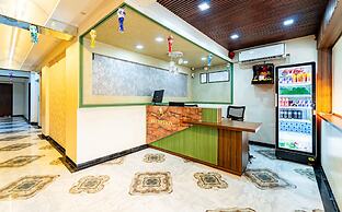 Itsy Hotels Golden Birds