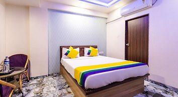 Itsy Hotels Golden Birds