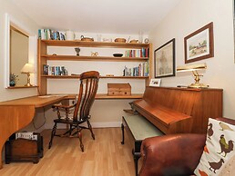 3 Westgate Mews