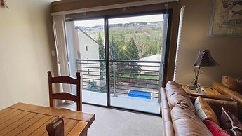 #406 Vail International