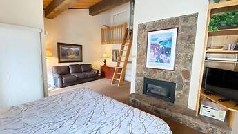 #310 Vail International