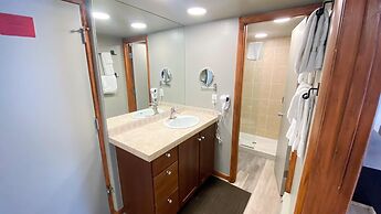 #303 Vail International