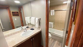 #303 Vail International