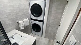 #407 Vail International