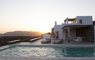 Mykonian Icon Villa