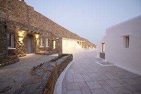 Mykonian Icon Villa