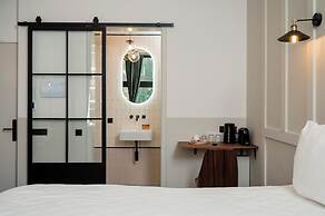 Mr.Lewis Hotel Rotterdam