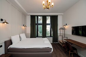 Mr.Lewis Hotel Rotterdam