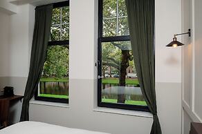 Mr.Lewis Hotel Rotterdam