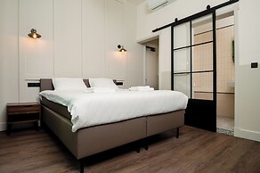 Mr.Lewis Hotel Rotterdam