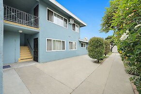 Bright&Cozy Getaway 10min to Downtown LA